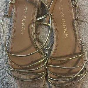 Tory Burch Flat Sandals Size 8 
Offers Welcome!